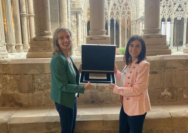 Entrega placa paeria