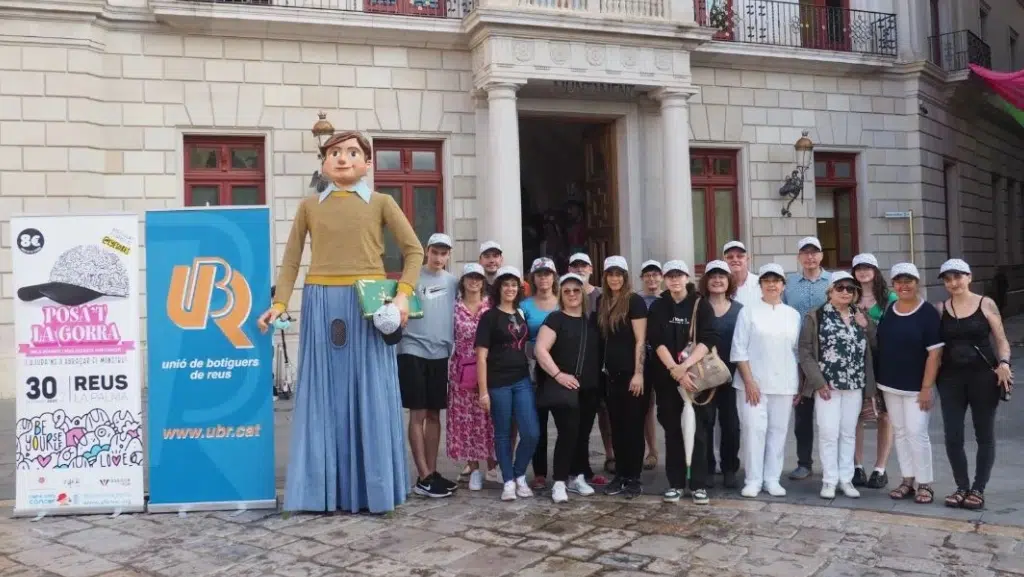 La Unió de Botiguers de Reus es posa la gorra