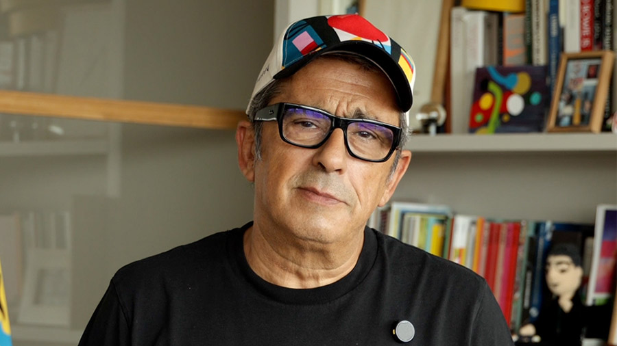 Andreu Buenafuente dissenya la gorra de l'AFANOC 2026-27